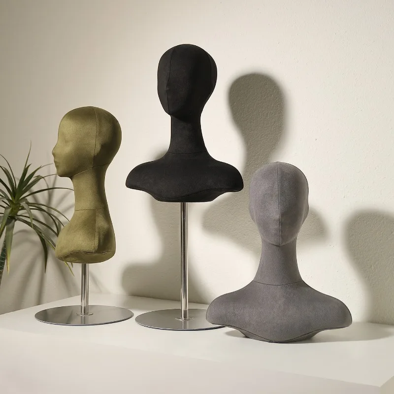 Clothing store wig model props - Body Jewelry In Store recension och pris
