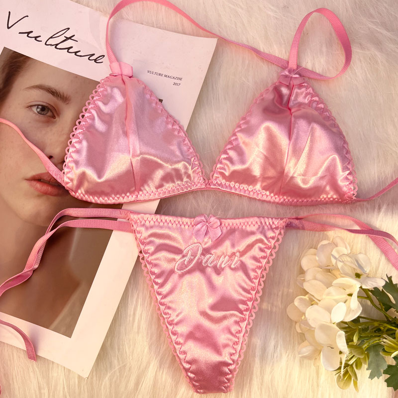 Custom Name Thongs Triangle Br - Body Jewelry Names recension och pris