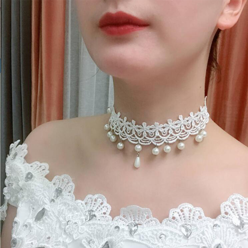 Imitation Pearl White Lace Cho - Body Jewelry Necklace recension och pris